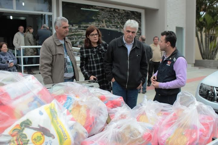 Balneário Rincão recebe donativos da Defesa Civil