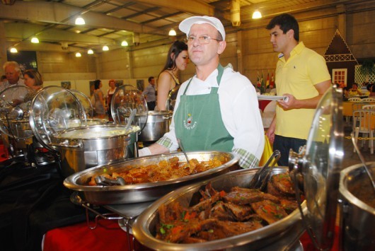 Festa das Etnias com cronograma diferenciado em 2014