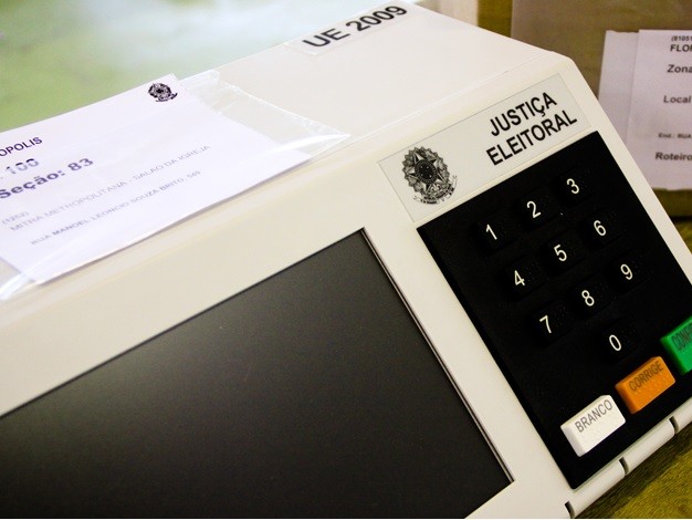 TRE organiza distribuição de quase 15 mil urnas