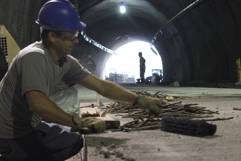 Túnel Morro do Formigão: obra 85% pronta, porém detalhes podem afetar a liberação