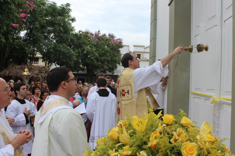 Içara reinaugura antiga igreja