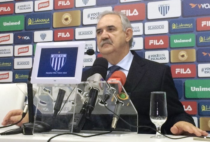 Presidente do Avaí admite falha e já projeta disputa do ‘quadrangular da morte’