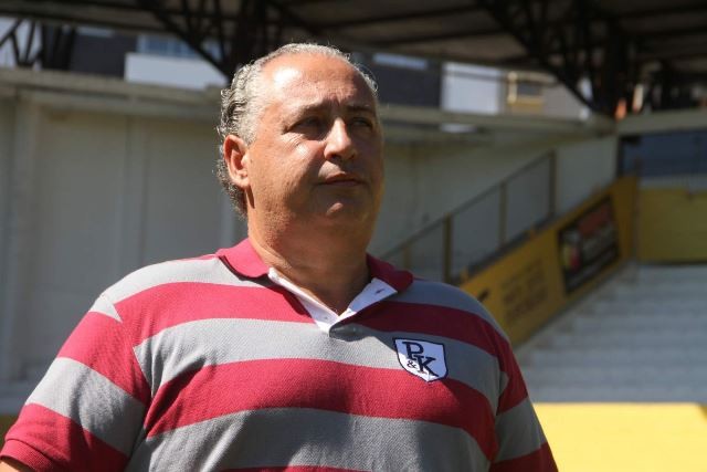 Armando Desessards deixa o comando da base do Criciúma