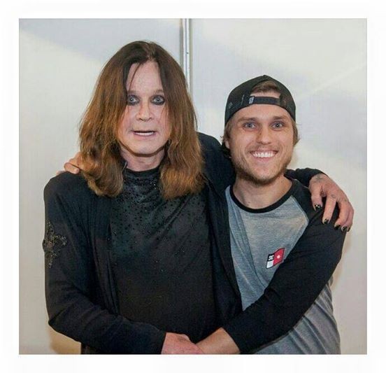 Urussanguense realiza sonho e conhece Ozzy Osbourne