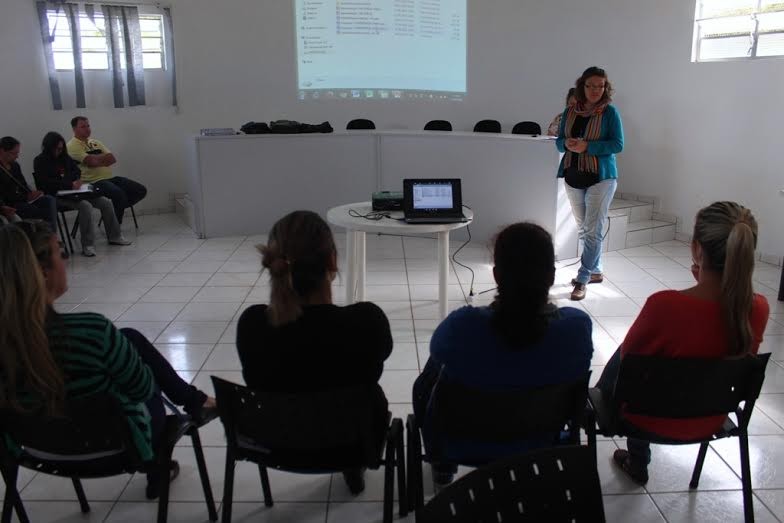 Programas sociais recebem inscrições em Balneário Rincão