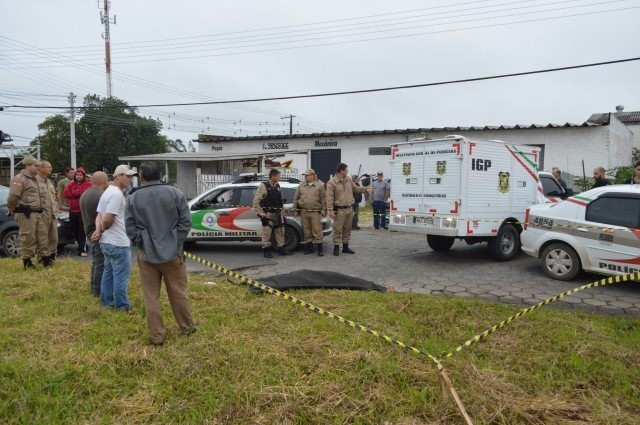 Morador é encontrado morto com um tiro