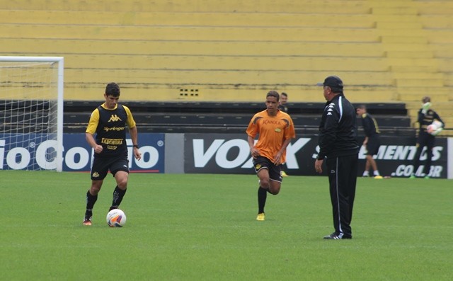 Lesionado, Natan está fora da reta final da Série B