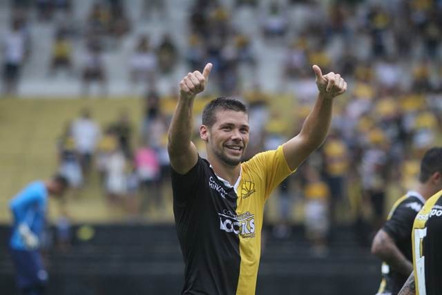 Criciúma estreia com vitória no Catarinense
