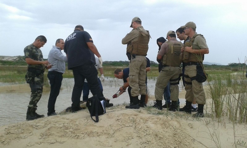 Adolescente de 16 anos é degolado na praia da Galheta