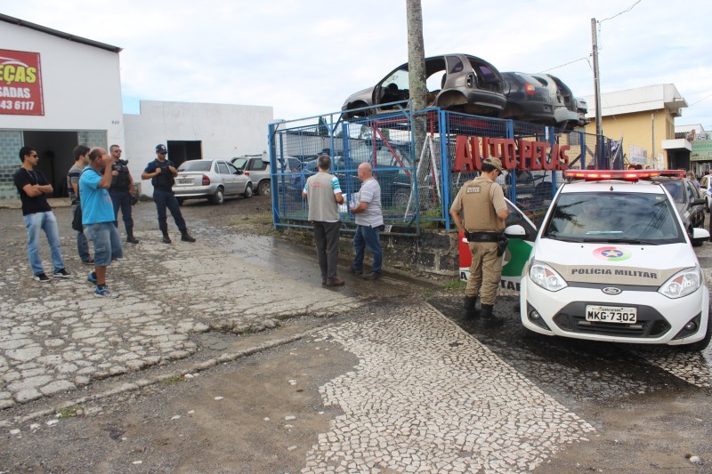 Operação combate receptação de fios de cobre