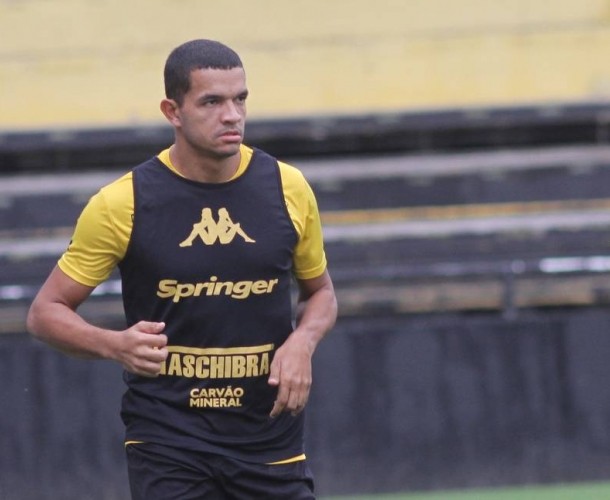 Jheimy ainda sem previsão de voltar aos gramados