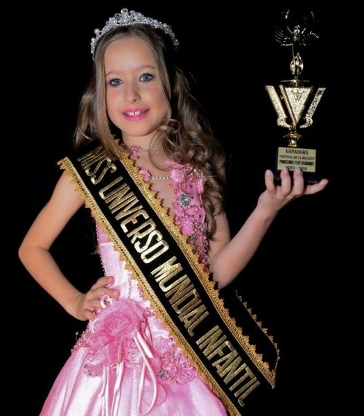 Criciumense vence Miss Universo Infantil