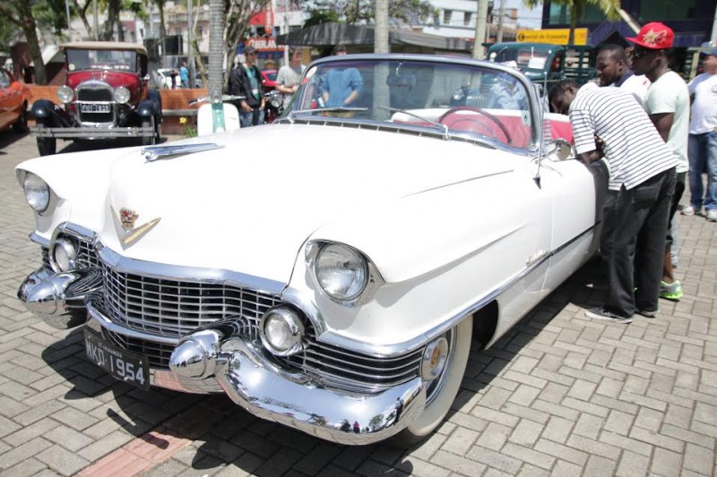 Siderópolis sedia 2º Encontro de Carros Antigos
