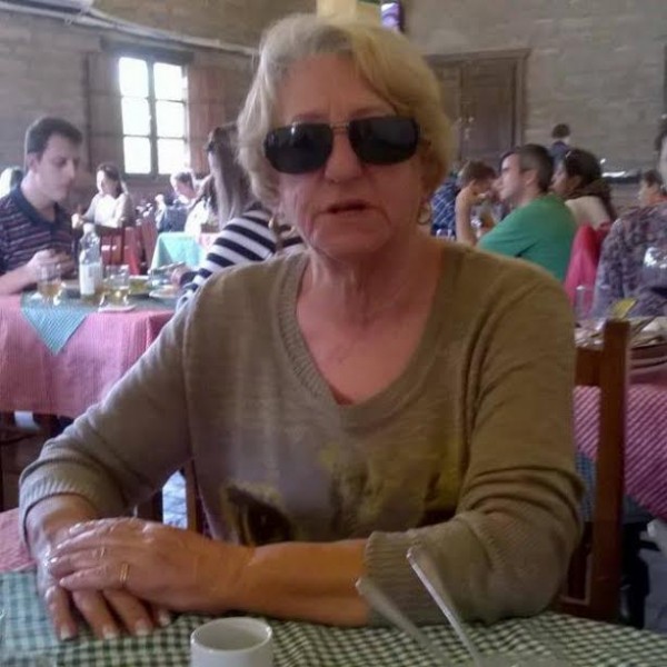 Dona Lila fazia o café quando foi morta
