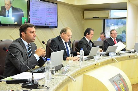 ASTC e Guarda Municipal são extintas 