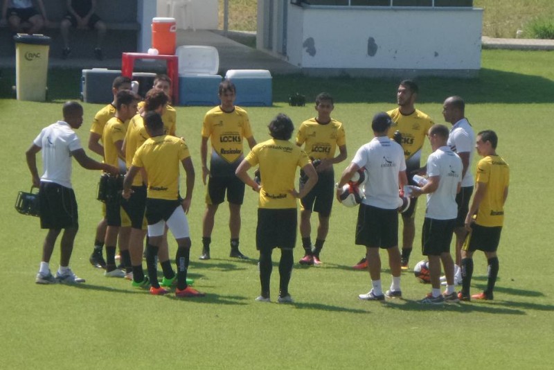 Deivid confirma reservas contra Tubarão e Chape