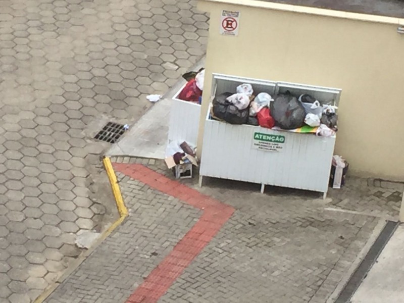 Um jeito de diminuir a inadimplência da coleta de lixo