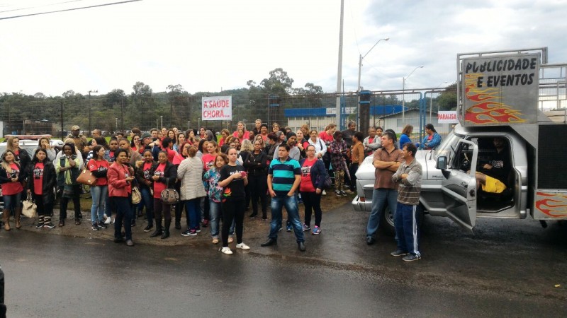 Servidores públicos de Criciúma de braços cruzados nesta segunda-feira