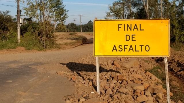 No fim do asfalto, o progresso dá um tempo