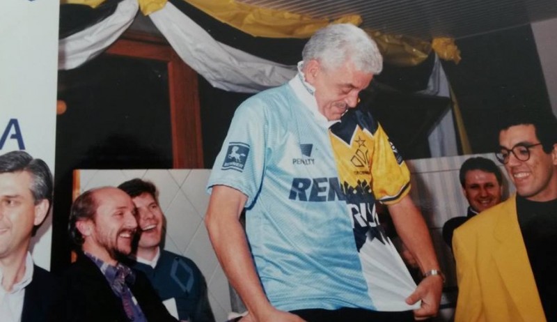 Sant´Anna, o homem da camisa meio Grêmio, meio Tigre