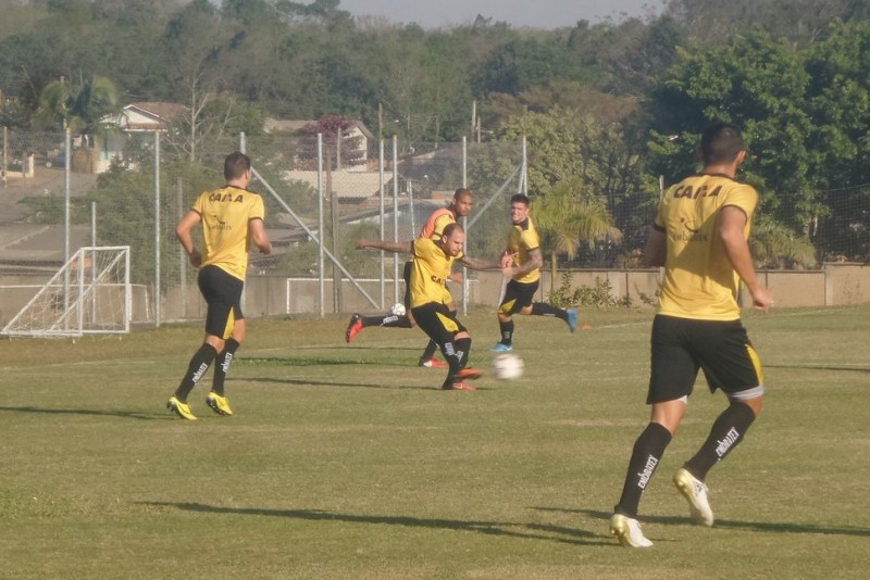 Winck aguarda por Raphael Silva para confirmar o Tigre
