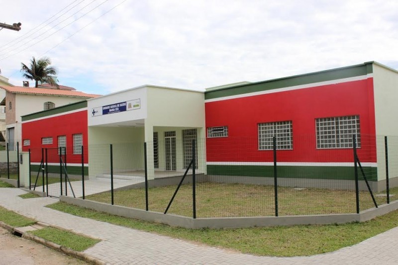 Médicos contra enfermeiros e os pacientes SUS no meio