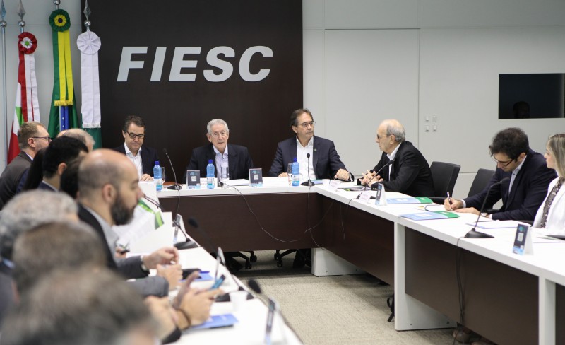 Indústria automotiva conhece oportunidades de exportação