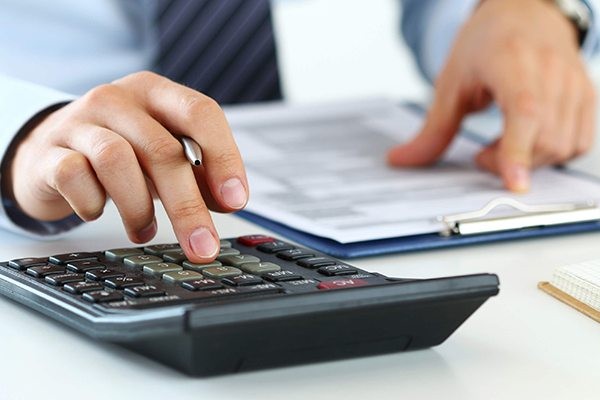 Número de inadimplentes que pagaram dívidas tem maior alta desde 2015 