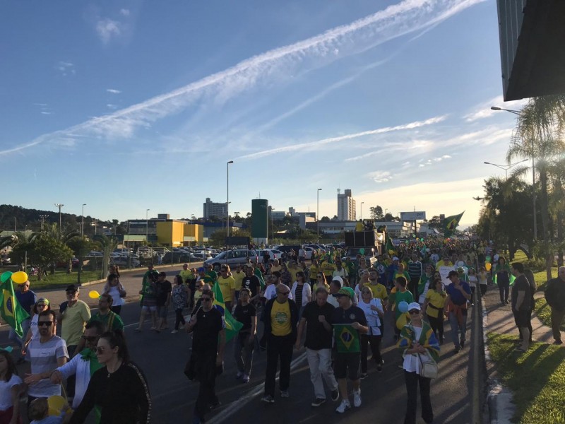 Criciumenses vão às ruas em ato pró-Bolsonaro neste domingo 