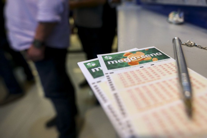 Mega-Sena acumula e promete pagar R$ 5 milhões no sábado