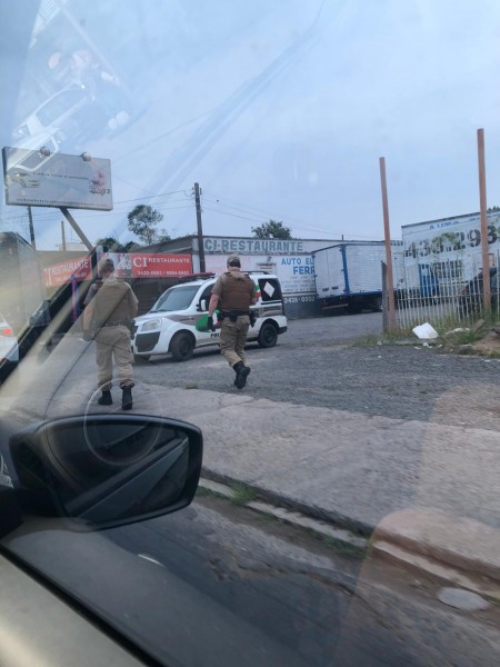 Após decreto do governador, policiais fiscalizam estabelecimentos comerciais na 6ª RPM