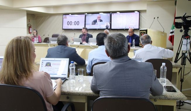 Câmara de Criciúma estuda a possibilidade de sessão extraordinária ser virtual 