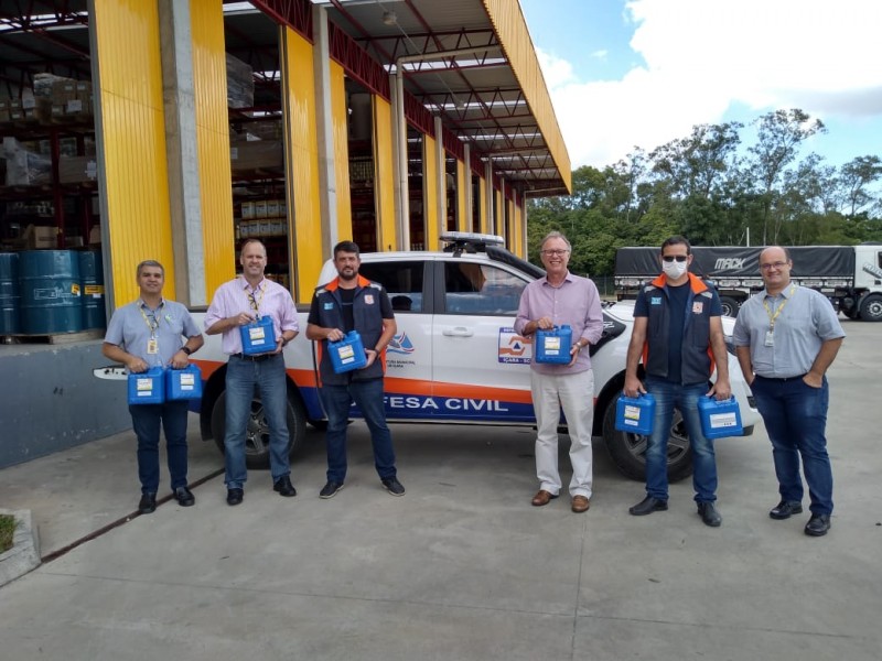 Tintas Farben doa mais de 3 mil litros de álcool para higienização de superfícies