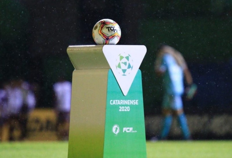 Em nota curta, FCF confirma suspensão do Campeonato Catarinense