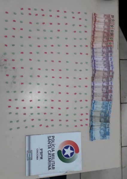 Mulher é presa com 202 comprimidos de ecstasy em Criciúma