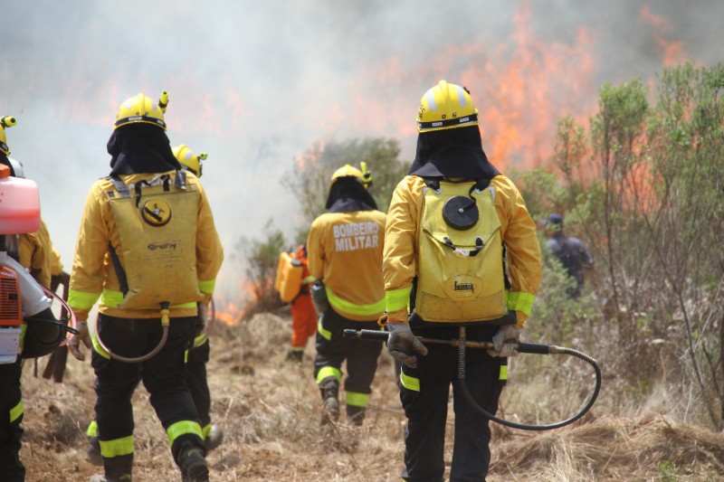 Bombeiros do 4º BBM são acionados para auxiliar no combate a incêndio no Pantanal