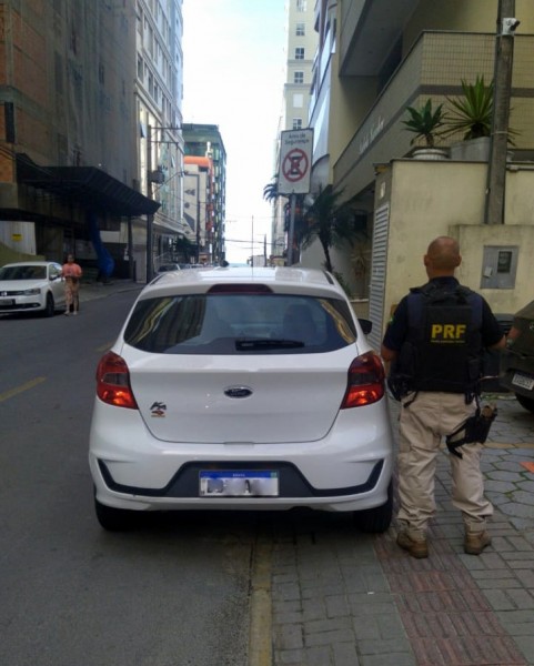 Homem que assassinou mulher grávida em Sombrio é preso pela PRF em Itapema