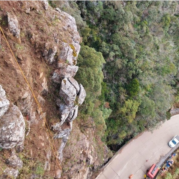 SIE altera horário e bloqueio na Serra do Rio do Rastro começará às 7 horas de terça-feira