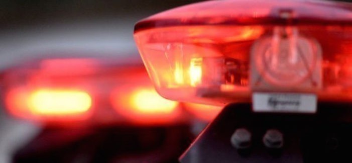 Motociclista morre após colidir na traseira de caminhão estacionado no bairro Pinheirinho 