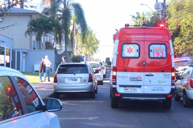Durante briga, delegado atira e entregador fica ferido; autoridade policial se manifestou sobre o caso 
