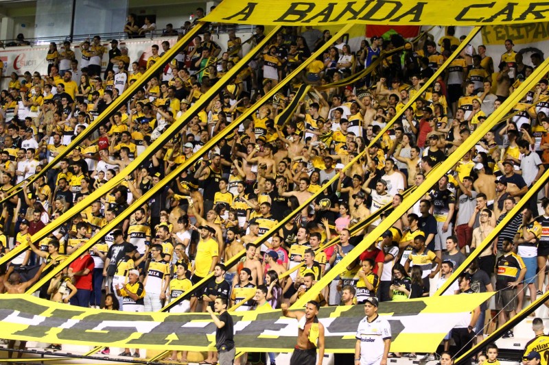 Criciúma vai disponibilizar dez ônibus para a torcida apoiar o time contra o Nação