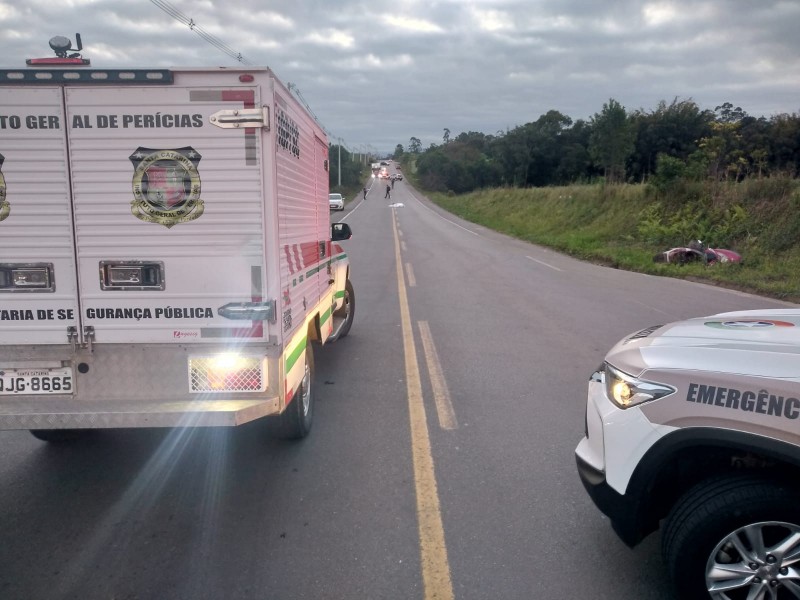 Motociclista morre em grave acidente na rodovia Antônio Just em Criciúma 