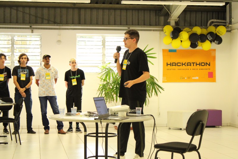 Hackathon Satc desafia estudantes a encontrarem soluções para problemas de empresas 
