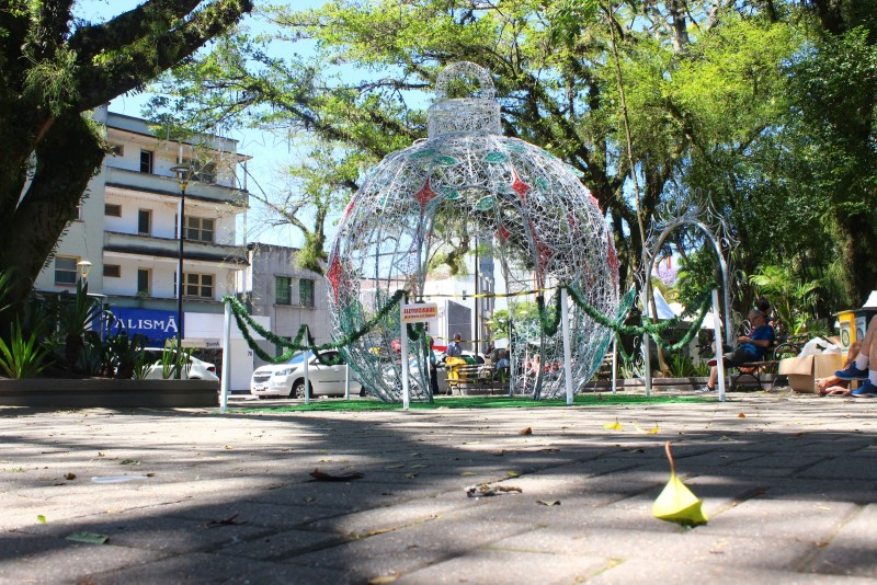 Cerca de cinco mil pessoas são esperadas para o acendimento das luzes de natal na Praça Nereu Ramos