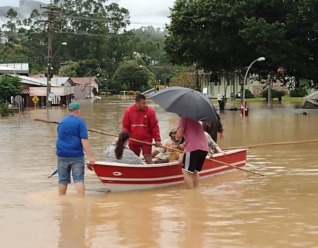 São Martinho decreta situação de emergência na ‘maior cheia de sua história’, diz prefeitura 