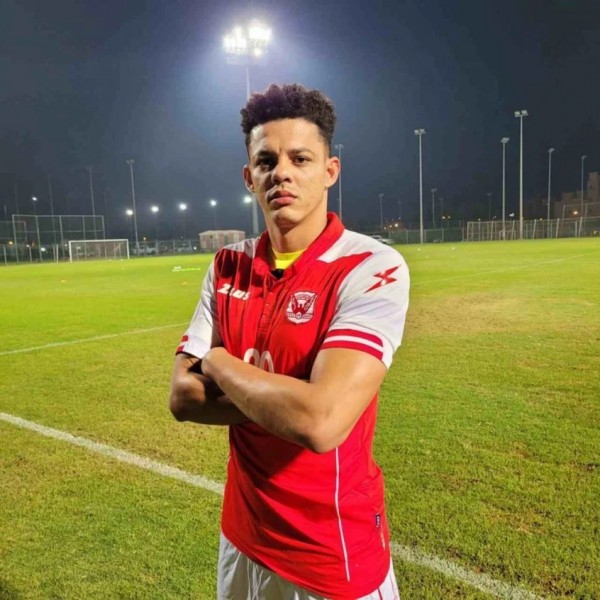 Criciúma contrata zagueiro Walisson Maia
