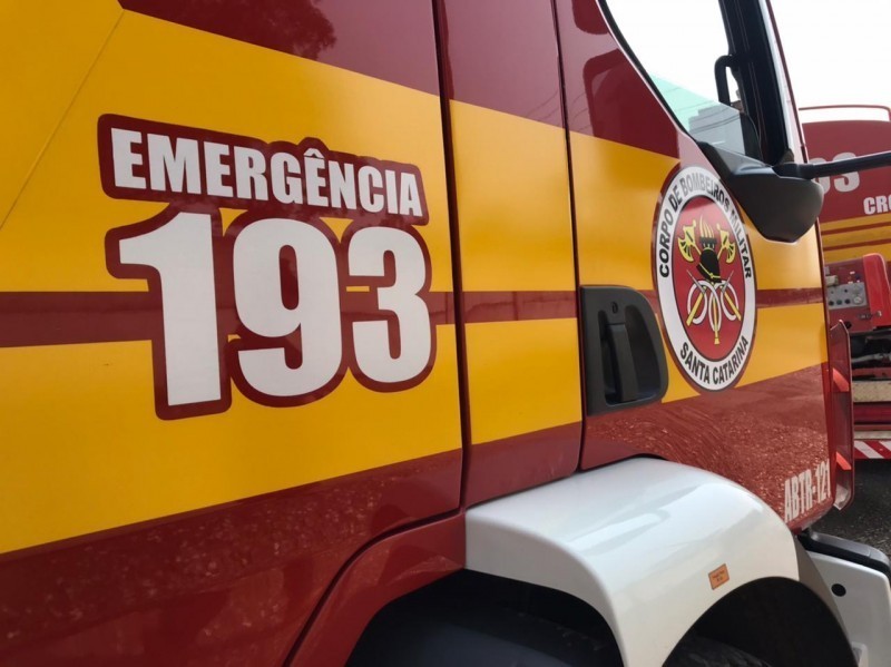 Motociclista morre em colisão com caminhonete em Gravatal 
