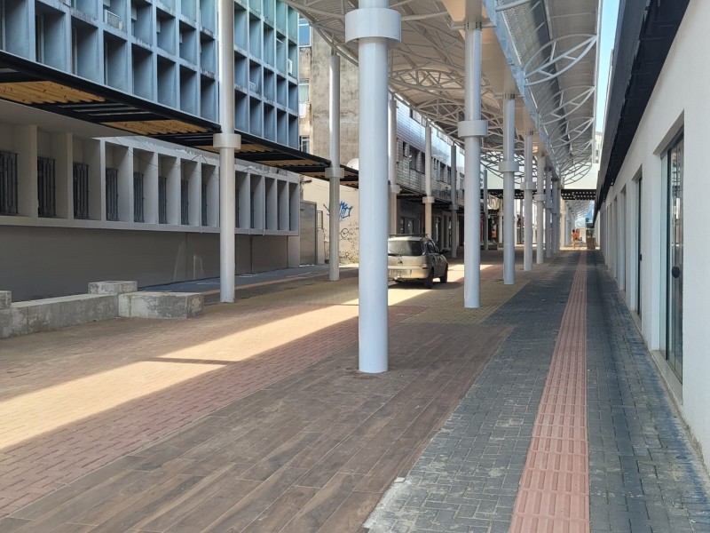 Rua Coberta de Criciúma é liberada para tráfego de veículos leves
