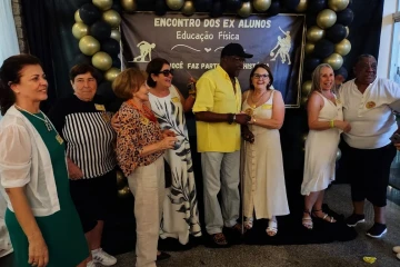 Ao antigo mestre, um renovado carinho