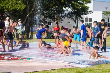 Carnaval no Parque terá “circuito na água” com brincadeiras em fevereiro